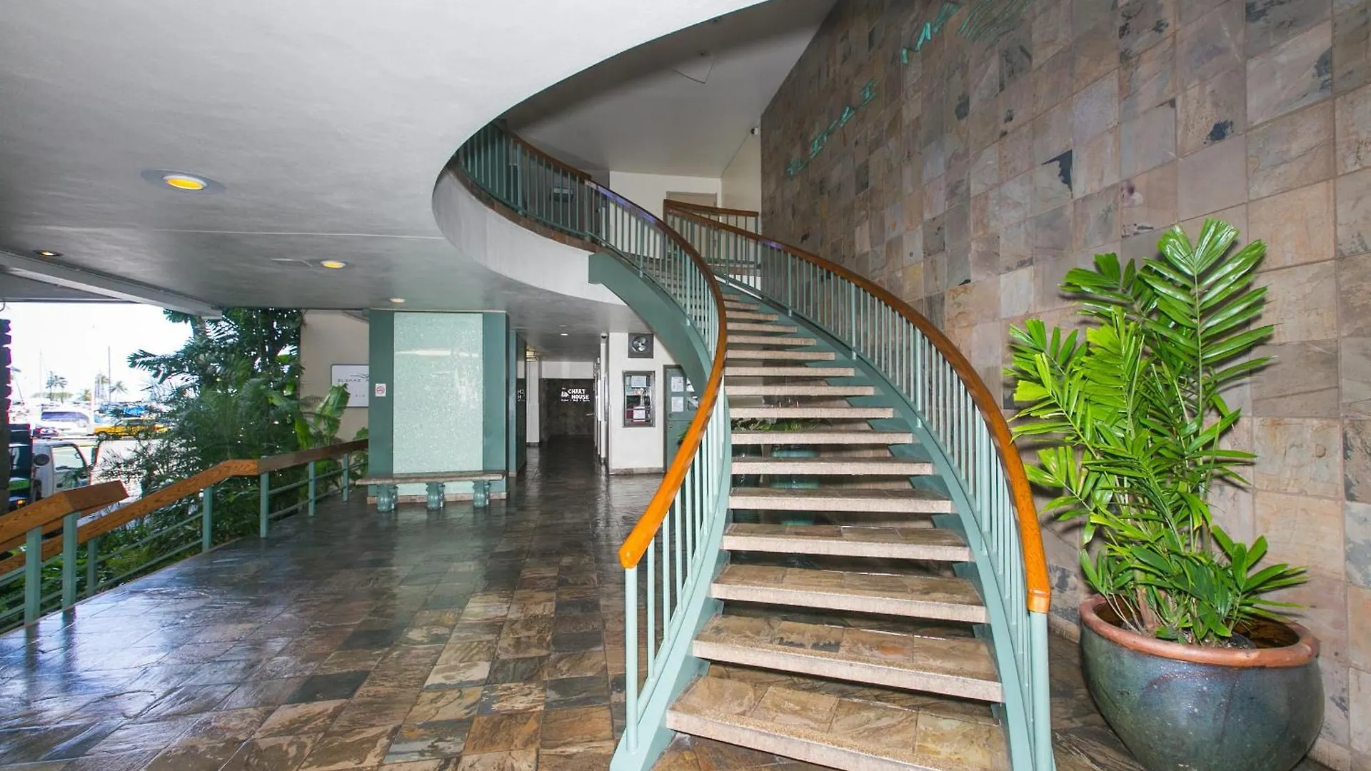 Ilikai Marina 480 Yacht Harbor View 1Br Apartment Honolulu United States